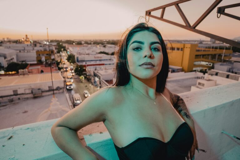 Attractive Female Unique Collar Bone Tattoos